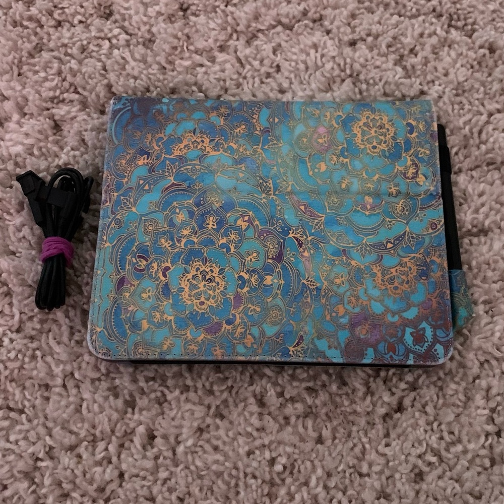 Wacom Intuos + Case